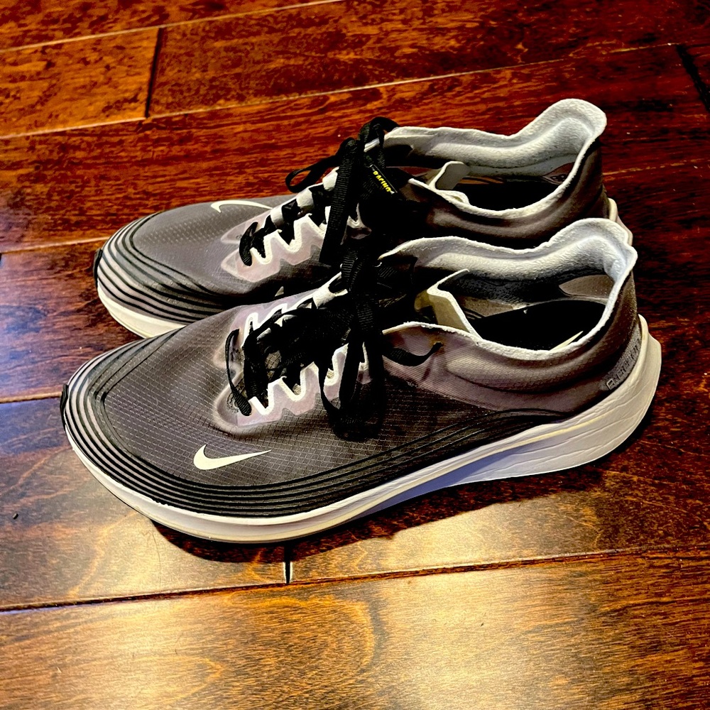 Nike ZoomFly